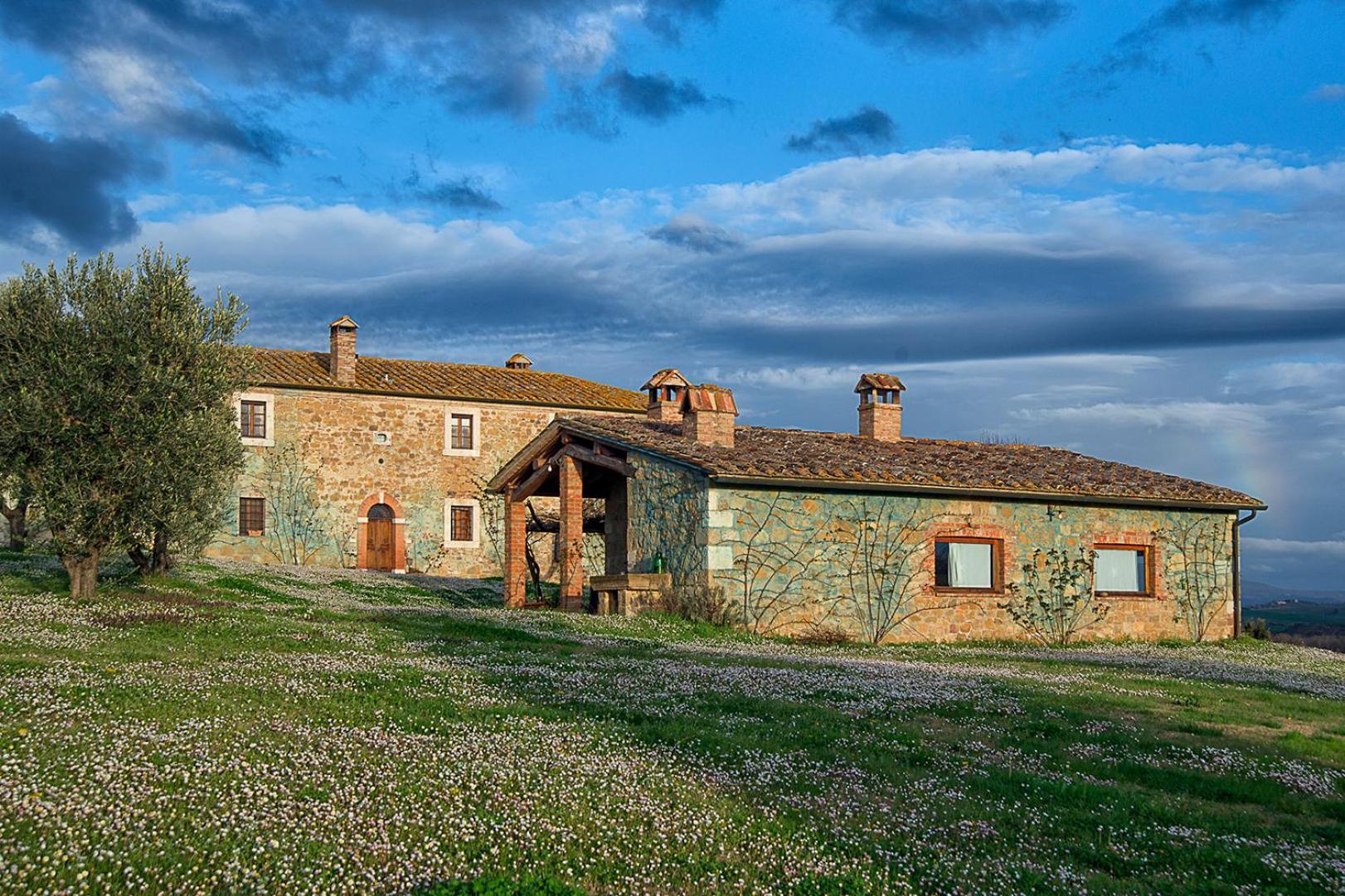 Agriturismo Le Sorbelle D'Orcia Con Piscina Pienza Esterno foto