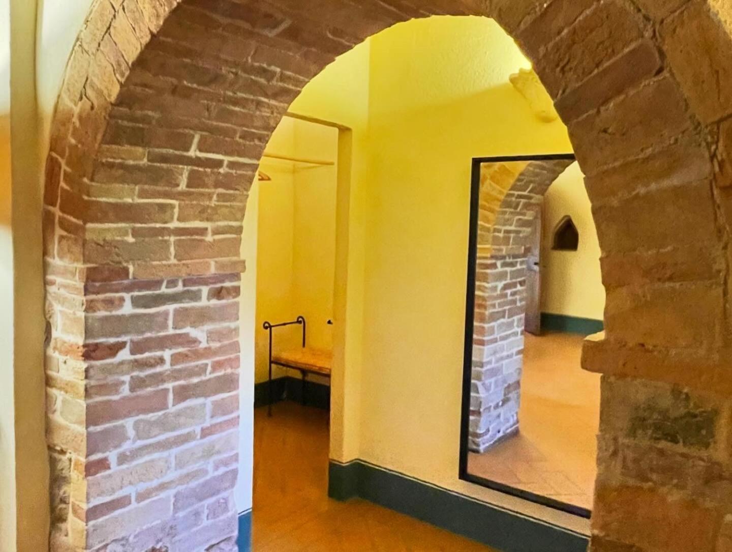 Agriturismo Le Sorbelle D'Orcia Con Piscina Pienza Esterno foto