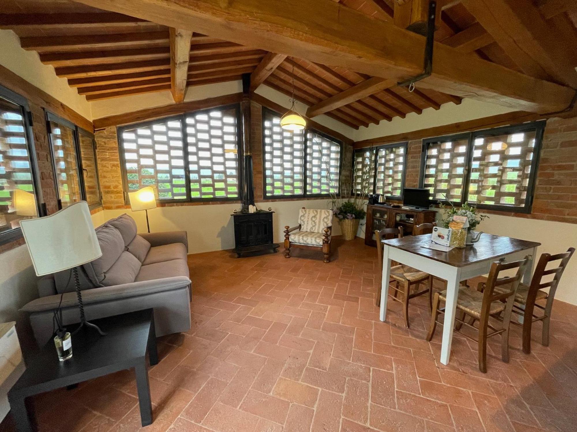 Agriturismo Le Sorbelle D'Orcia Con Piscina Pienza Esterno foto