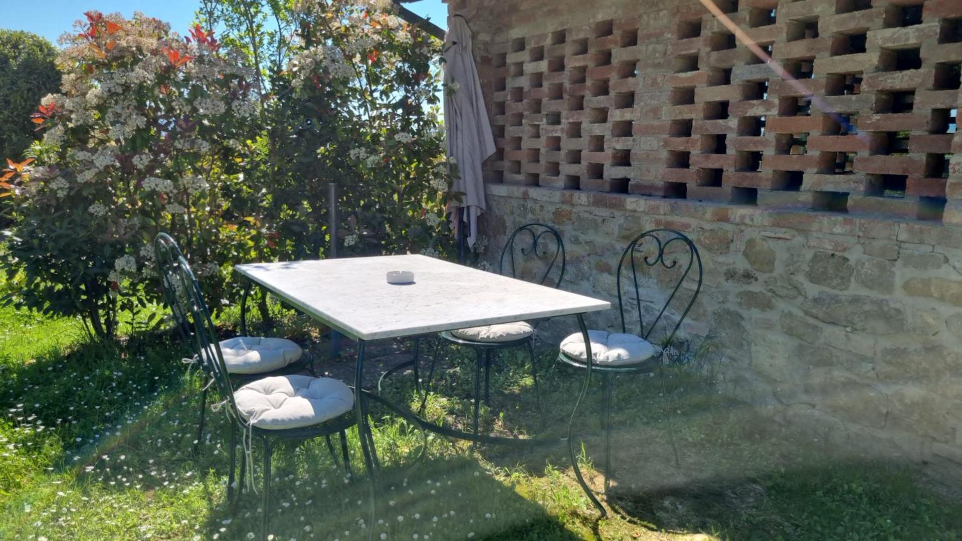 Agriturismo Le Sorbelle D'Orcia Con Piscina Pienza Esterno foto