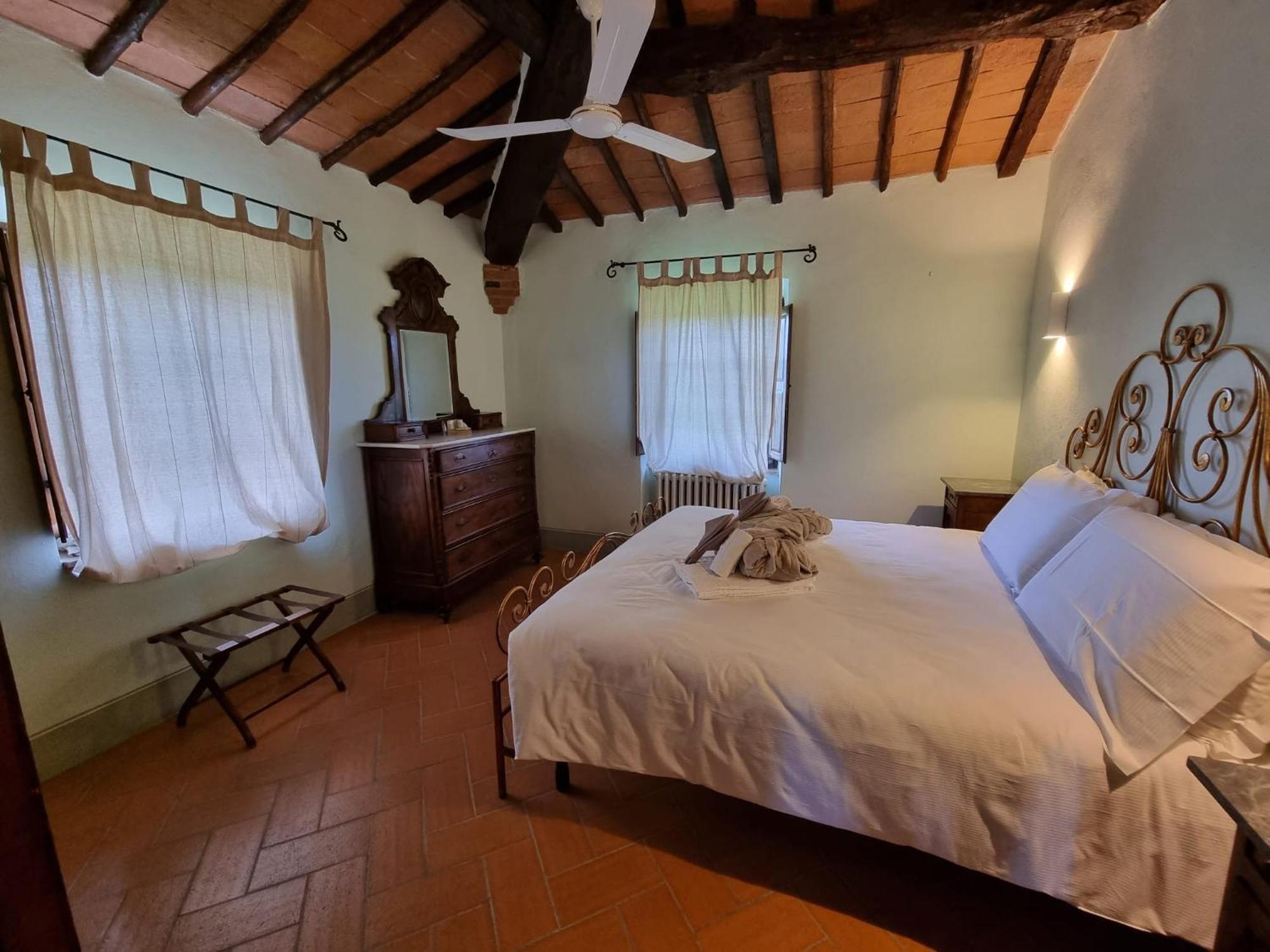 Agriturismo Le Sorbelle D'Orcia Con Piscina Pienza Esterno foto