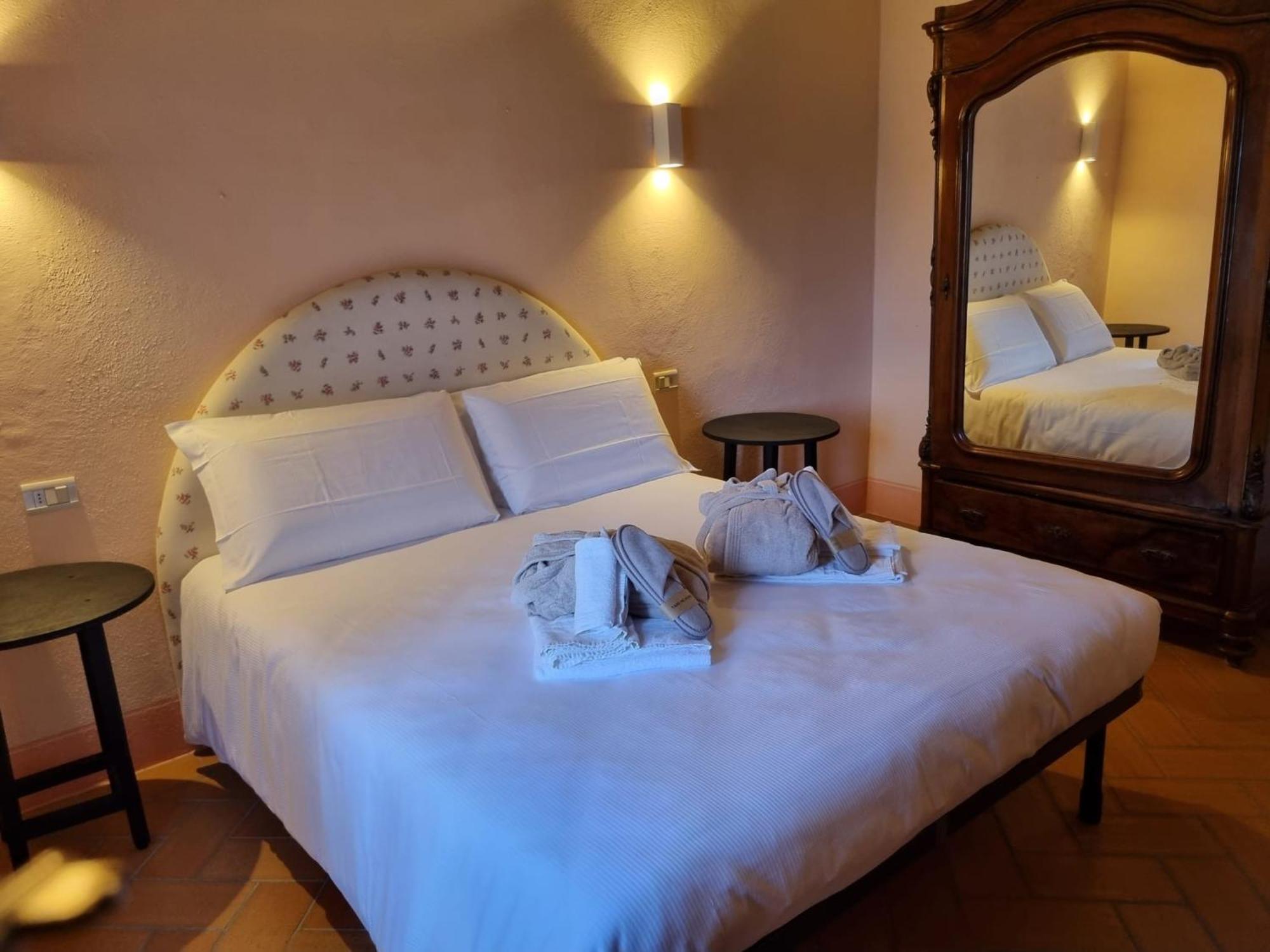 Agriturismo Le Sorbelle D'Orcia Con Piscina Pienza Esterno foto