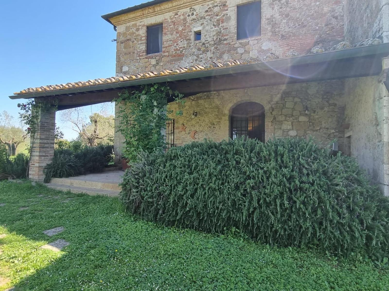 Agriturismo Le Sorbelle D'Orcia Con Piscina Pienza Esterno foto